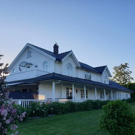 Front In Norway Only July 20-25 Villa *