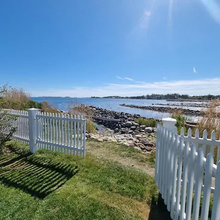 Front In Norway Only July 20-25 *