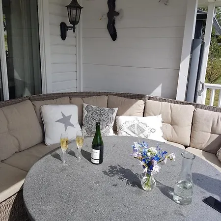 Villa Front In Norway Only July 20-25 *